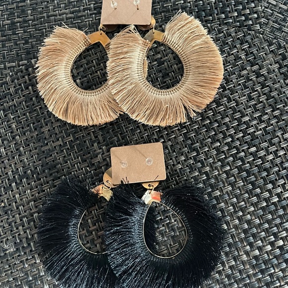 2 Pair Tassel Hoop Earrings - Picture 7 of 8